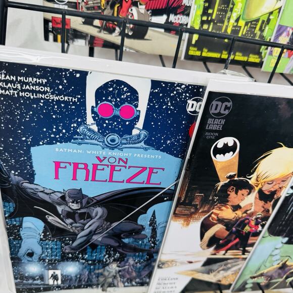 Batman White Knight Harley Quinn 1 3-5 7 Gen Joker 1-2 4-6 Red Hood 1 Von Freeze - Picture 3 of 10